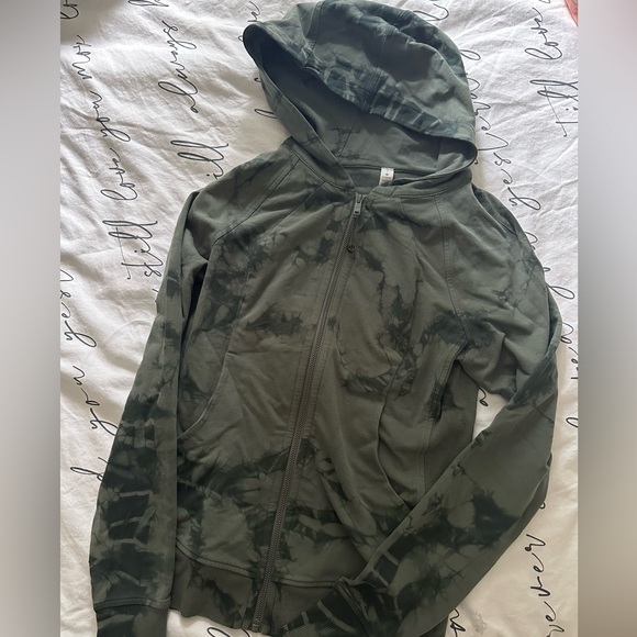 Lululemon Scuba Hoodie *Light Cotton Fleece Shibori Tie Dye 4 - Picture 5 of 8